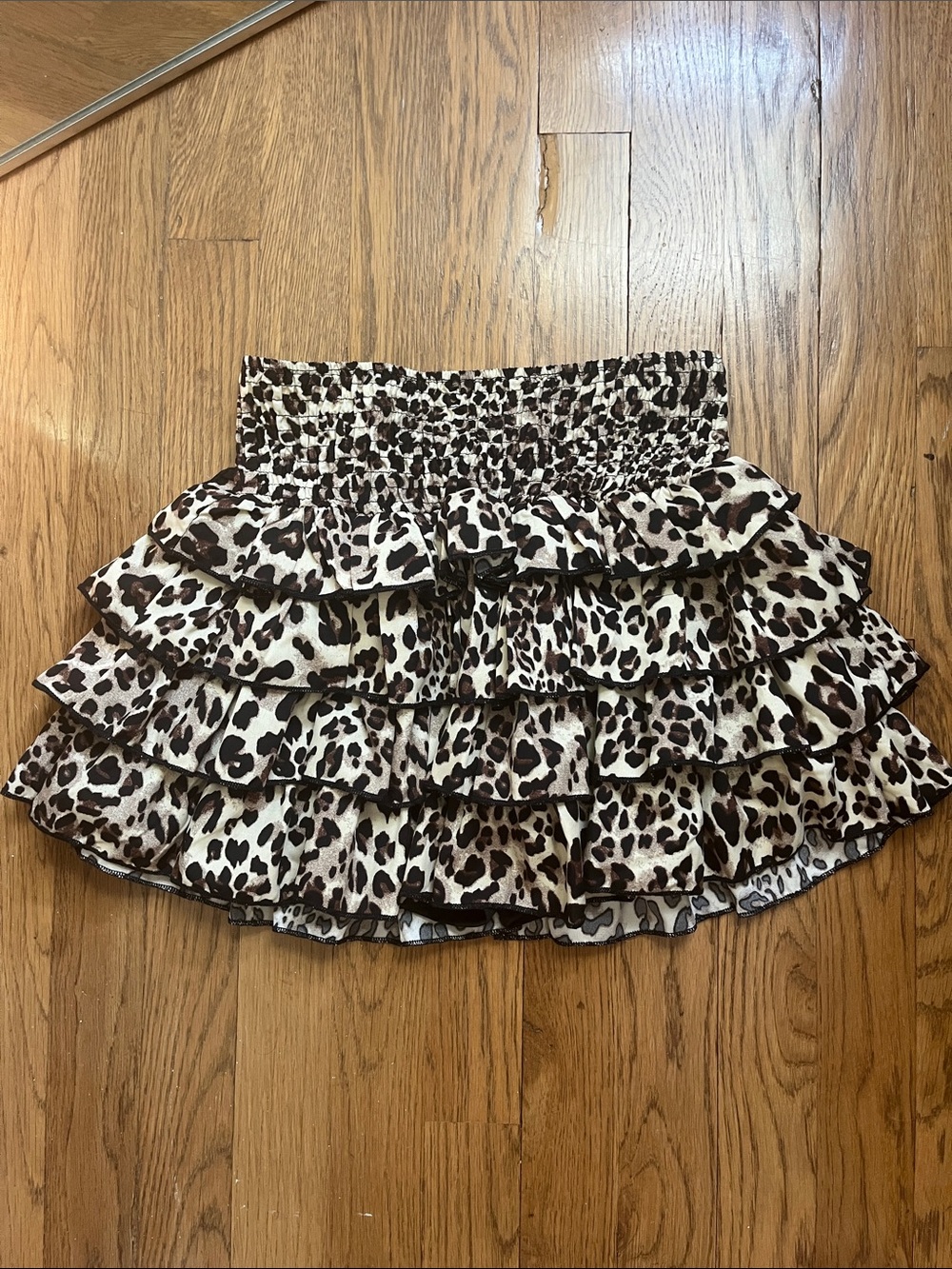 Tiered Ruffle Leopard Print Mini Skirt - Picture 2 of 7